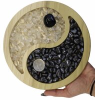Yin Yang Teller aus Naturholz mit Trommelsteinen
