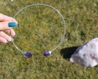 Halsspange Silber galvanisiert mit Amethyst Spitze