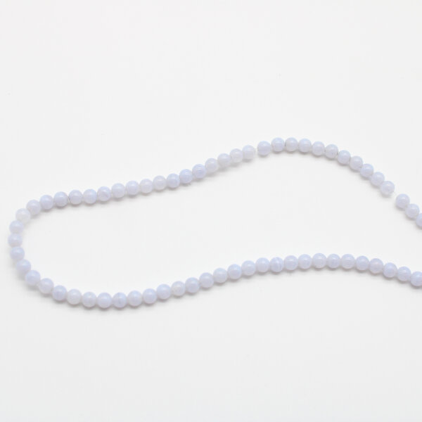 Strang Chalcedon Kugeln 4 mm / 40 cm