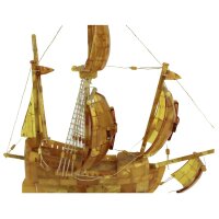 Segelschiff aus Bernstein