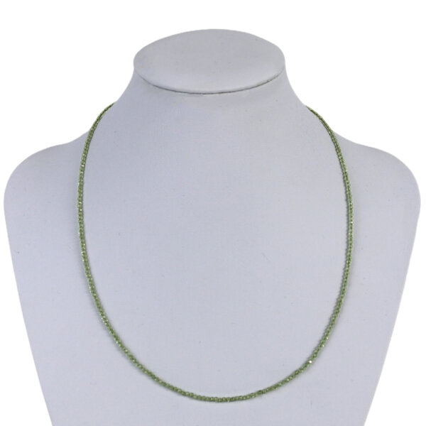 Kette Peridot ca. 2 mm, facettiert, 45 cm