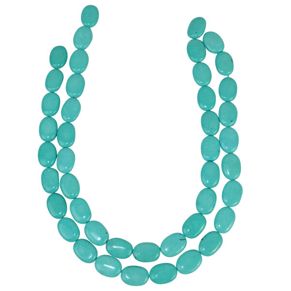 Strang Türkis rekonstruiert, Linsenform, ca. 1,5 x 1,3 cm