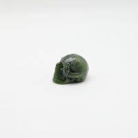 Totenkopf Jade / Nephrit, 90 Gramm