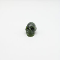 Totenkopf Jade / Nephrit, 90 Gramm