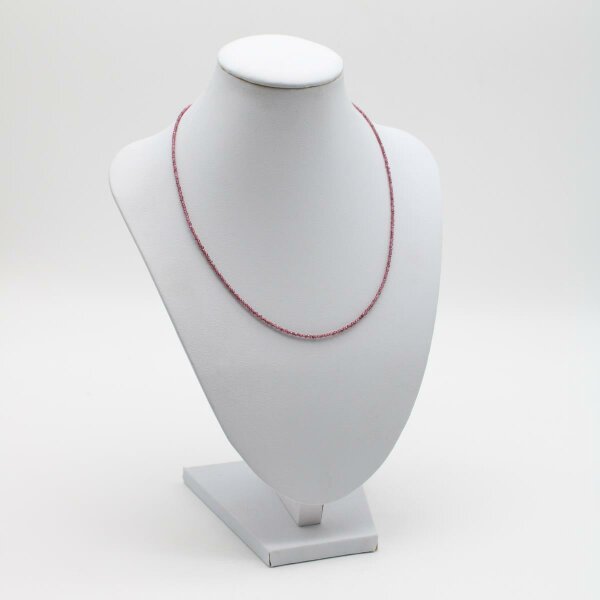 Kette Granat 2 mm, facettiert, Karabinerverschluß Silber