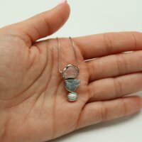 Kette mit Anhänger Rosenquarz, Aquamarin und Perle