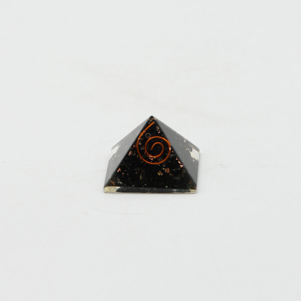 Pyramide Schungit Orgonit mit Kupferspirale
