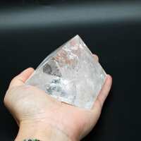 Pyramide Bergkristall ca. 7,6 cm x 7,6 cm